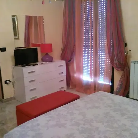 לינה וארוחת בוקר Caravaggio 3*